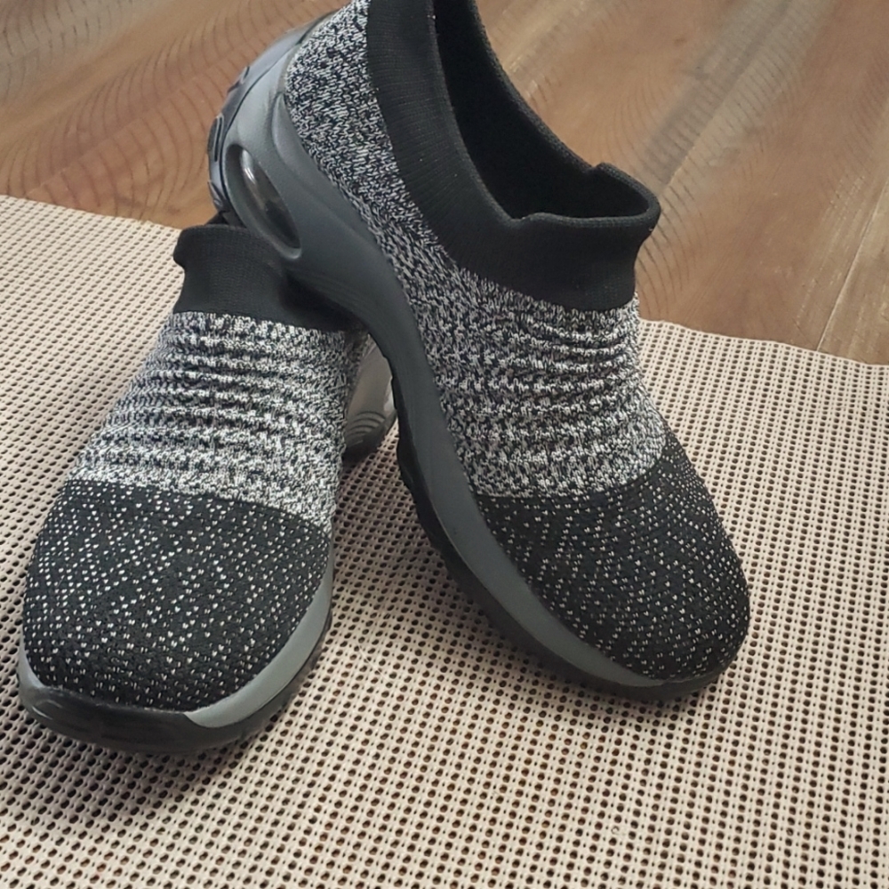 Shoes (LAST CHANCE MAKE OFFER )